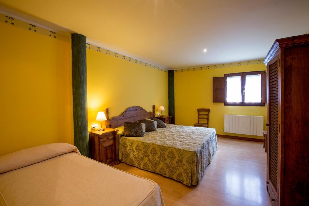 Hotel Rural Los Cerezos De Yanguas Buitenkant foto